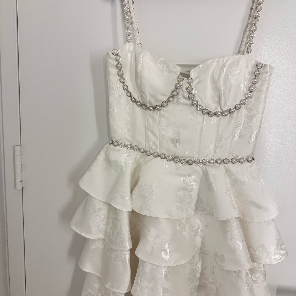 V. Chapman White Embellished Tiered Wedding Dress